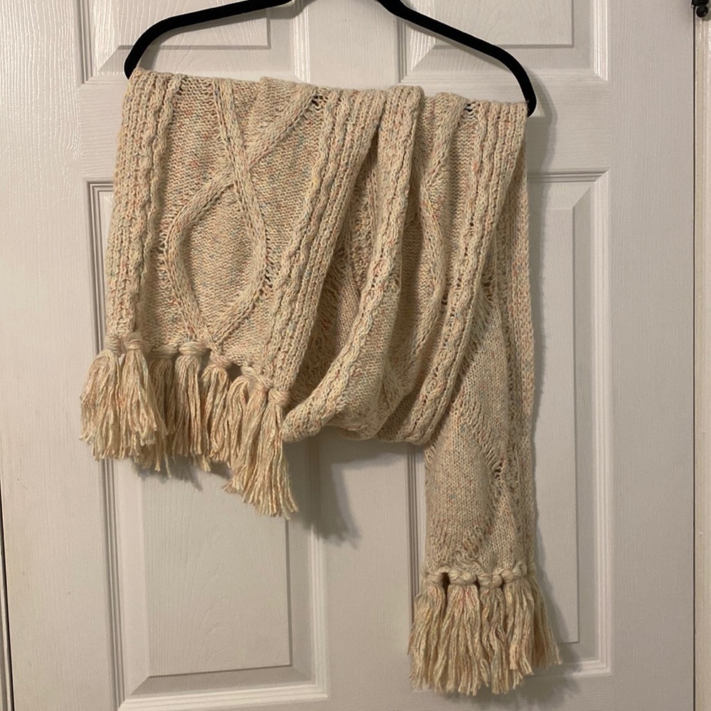✨NWT✨ J. Crew chunky Rainbow cable knit scarf with tassels